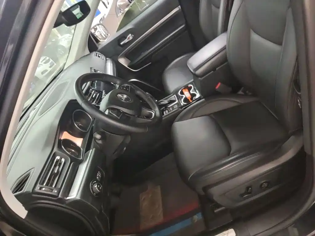 Jeep Grand Commander — миниатюра 15