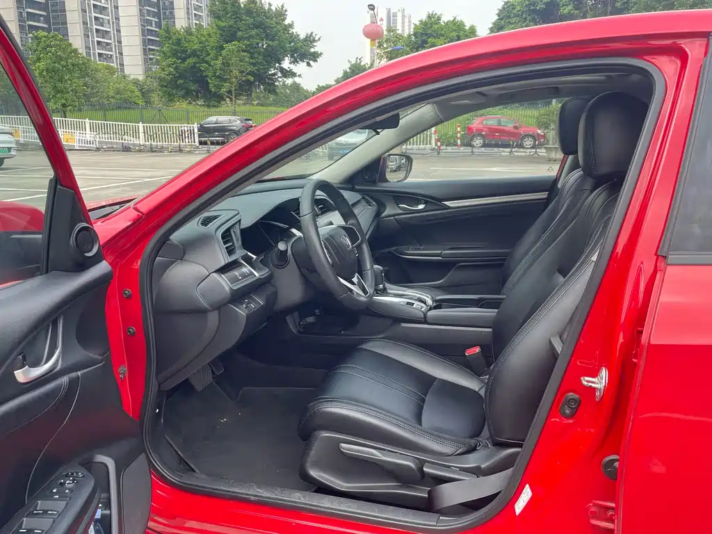 Honda Civic — миниатюра 7