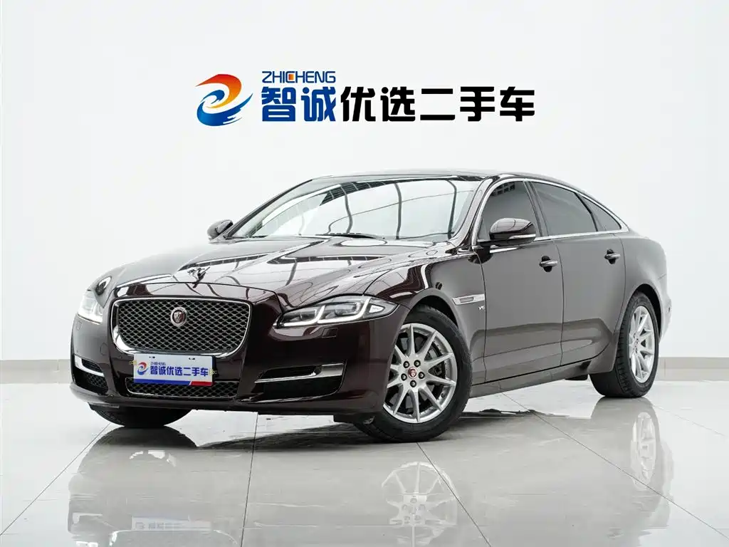 Купить Jaguar XJ