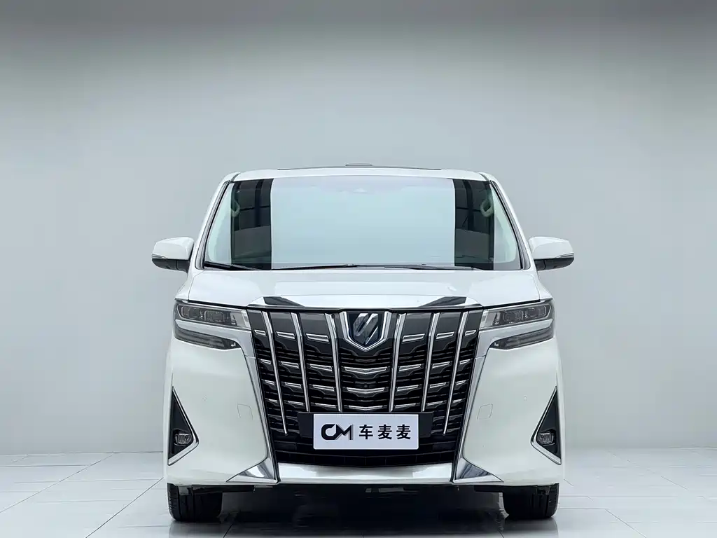 Toyota Alphard — миниатюра 2