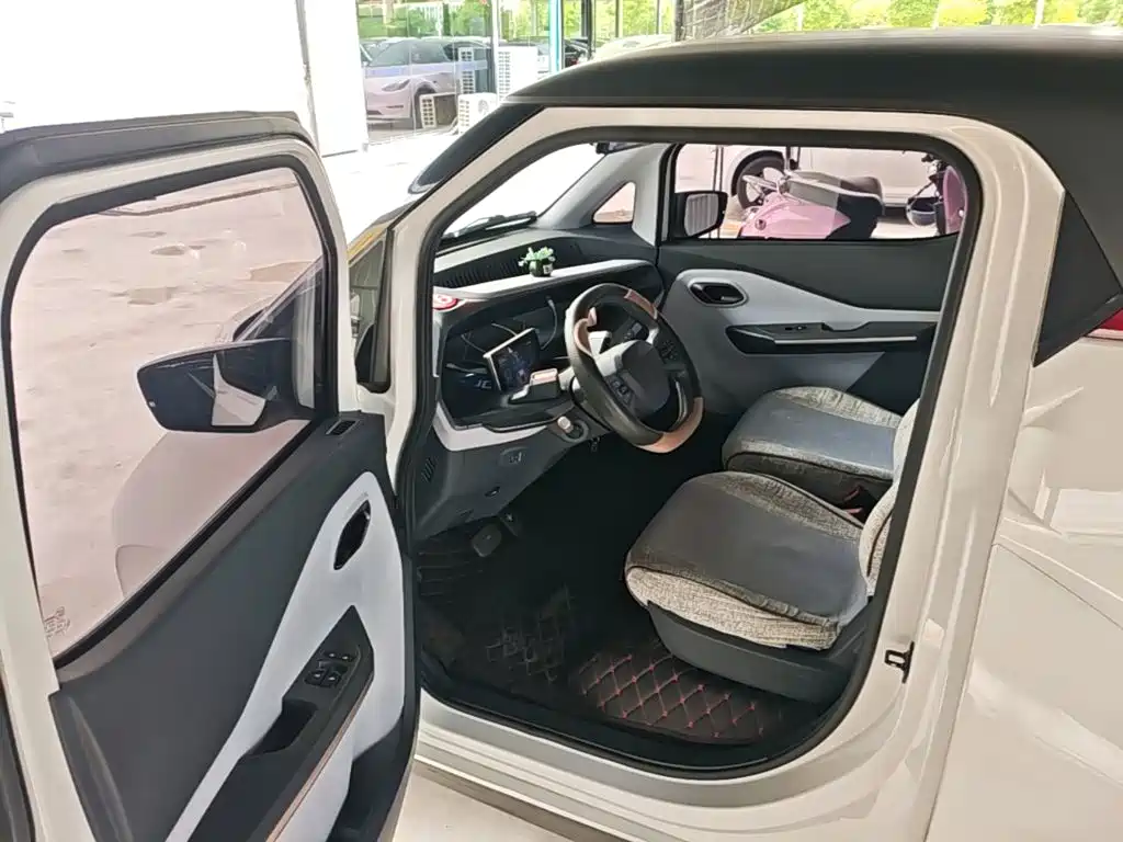 Baojun E200 — миниатюра 16