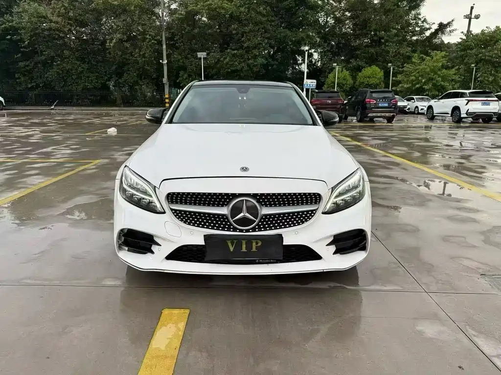 Mercedes-Benz C-Class — миниатюра 2