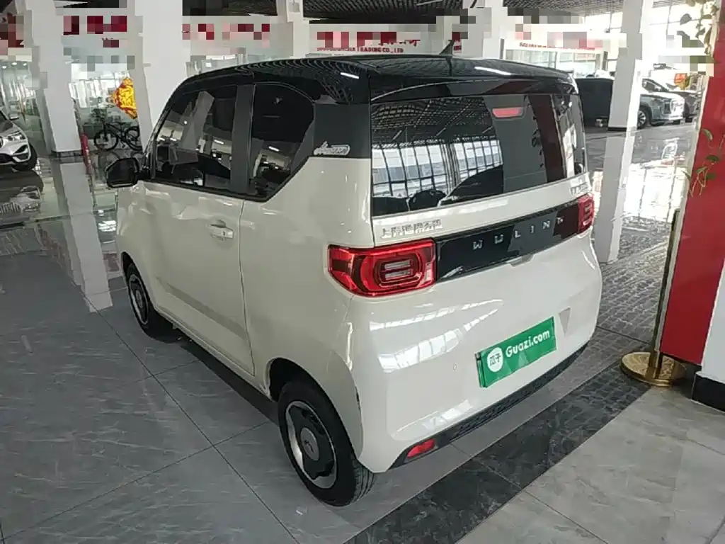 Wuling MINIEV — миниатюра 5
