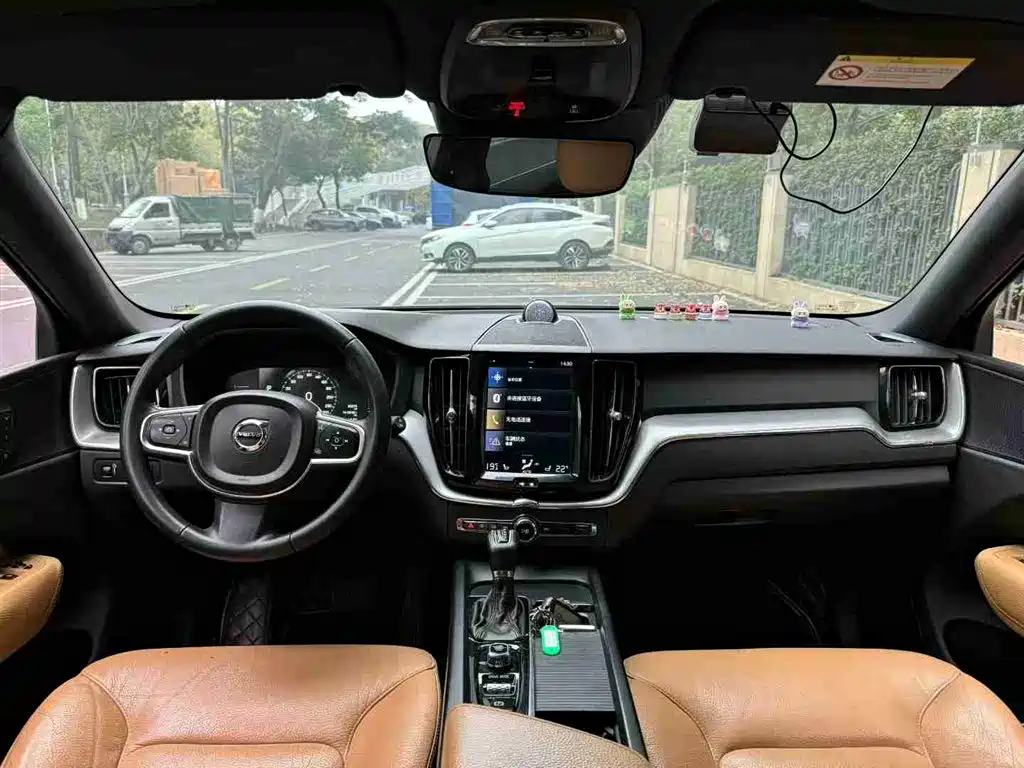 Volvo XC60 2018 T5