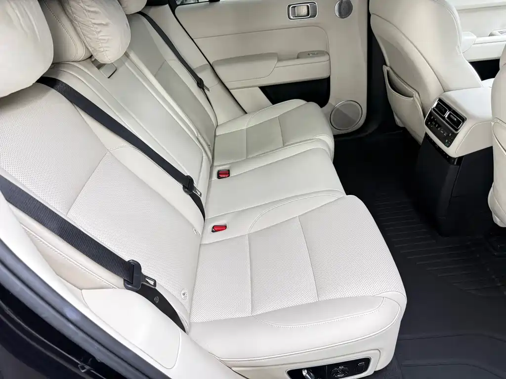 Li Auto Li L7 — миниатюра 11