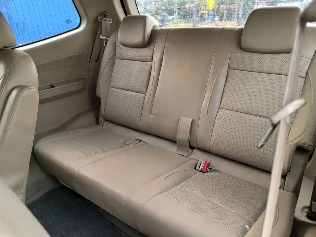 Wuling Hongguang — миниатюра 9