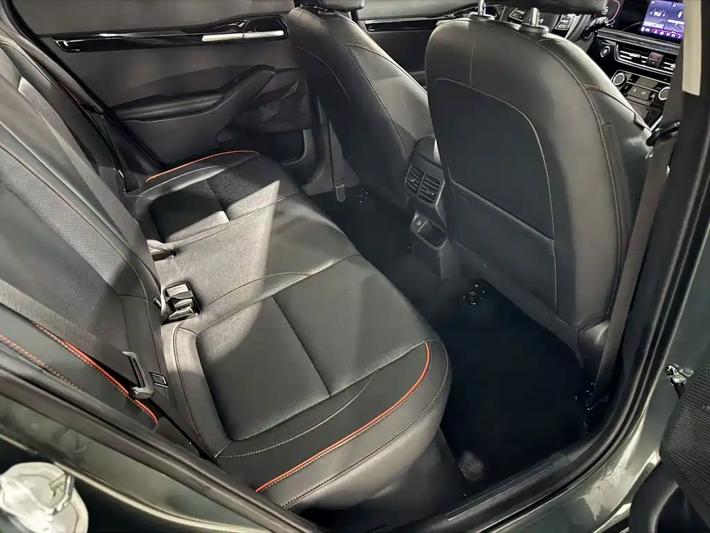 Kia Seltos — миниатюра 10