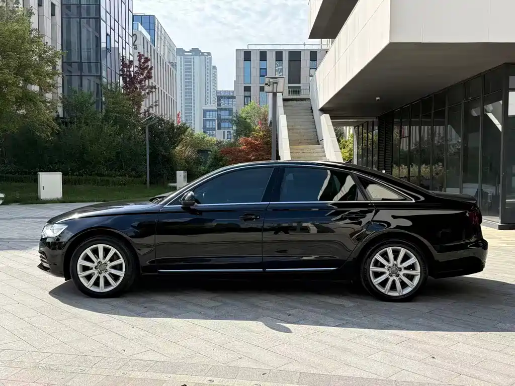 Audi A6L — миниатюра 3