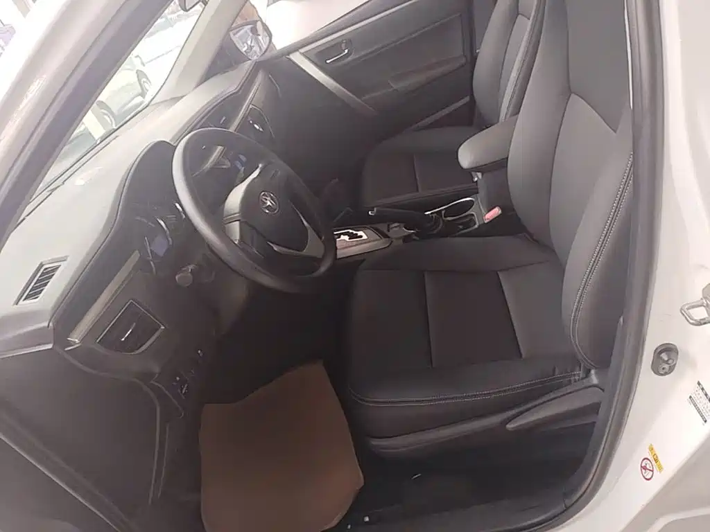 Toyota Corolla — миниатюра 15