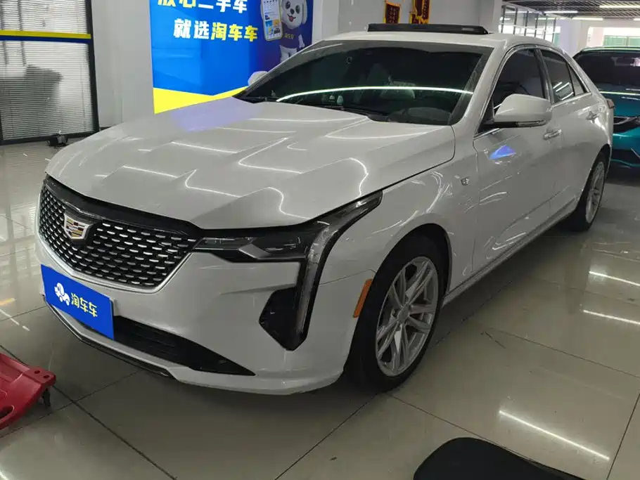 Cadillac CT4