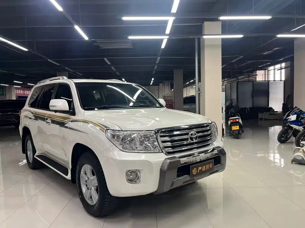 Toyota Land Cruiser — миниатюра 2