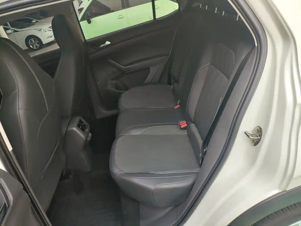 Volkswagen T-Cross — миниатюра 17