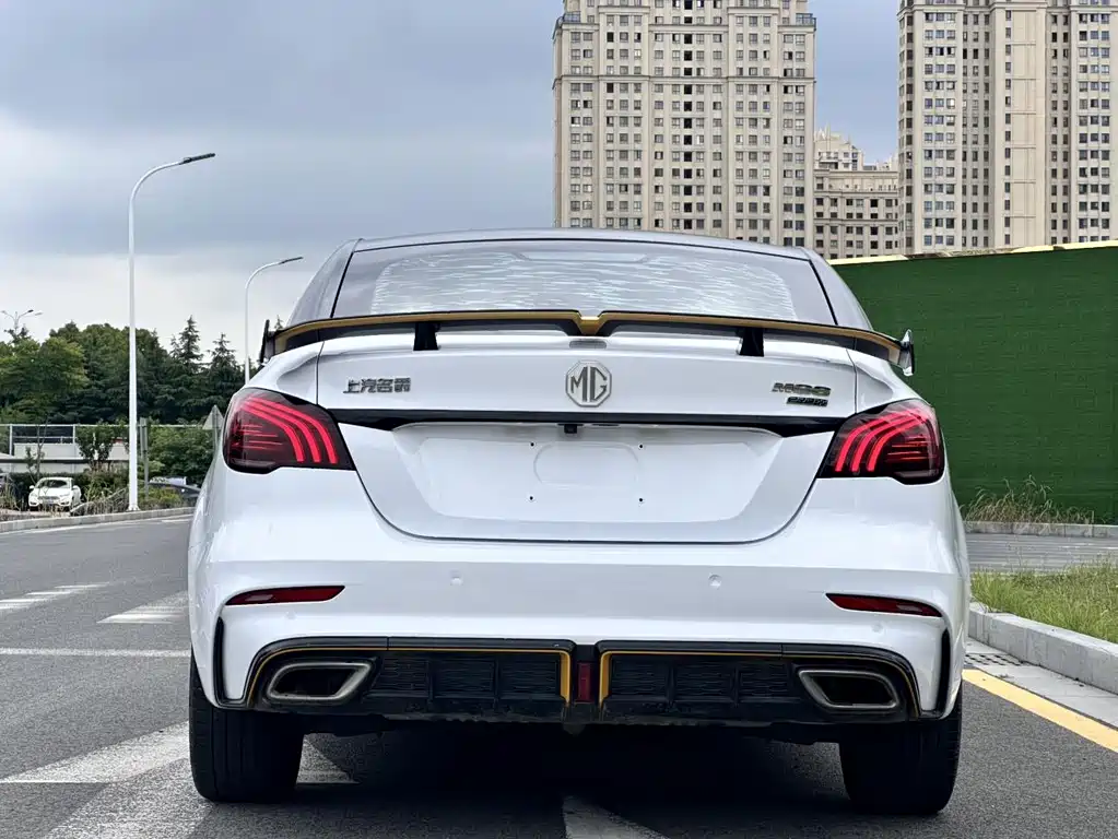 MG MG6 — миниатюра 11