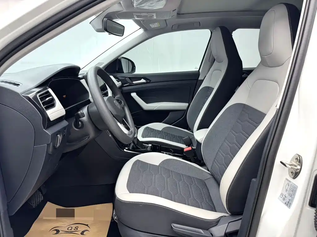 Volkswagen Tharu — миниатюра 5
