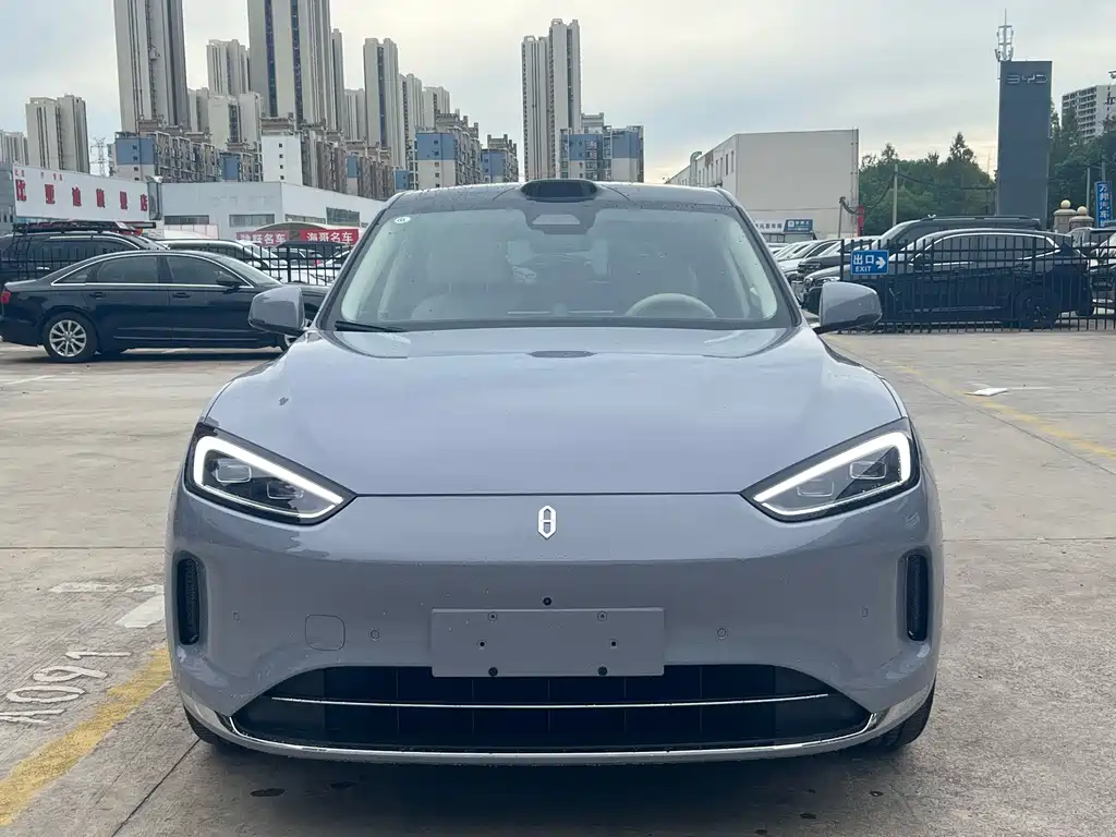 AITO AITO M5 — миниатюра 2