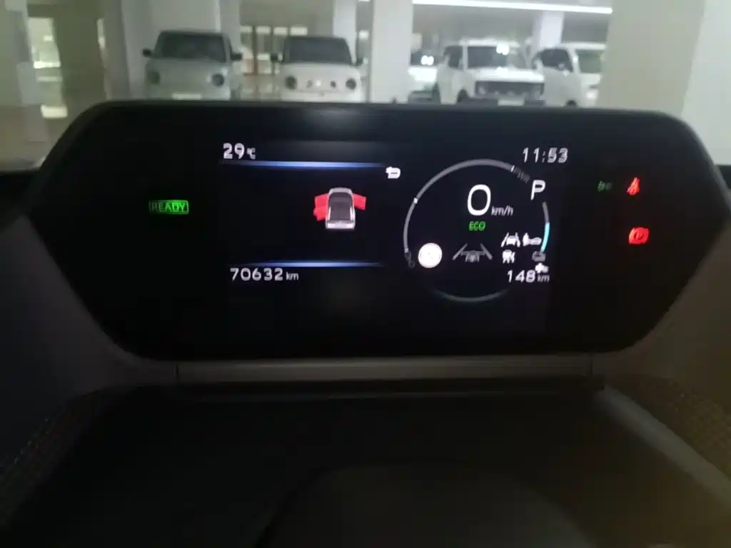 Toyota bZ4X — миниатюра 12