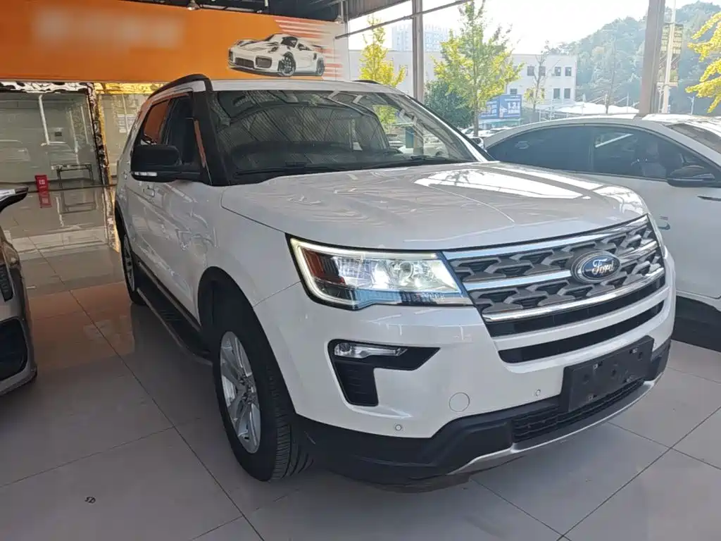 Ford Explorer (Import) — миниатюра 4