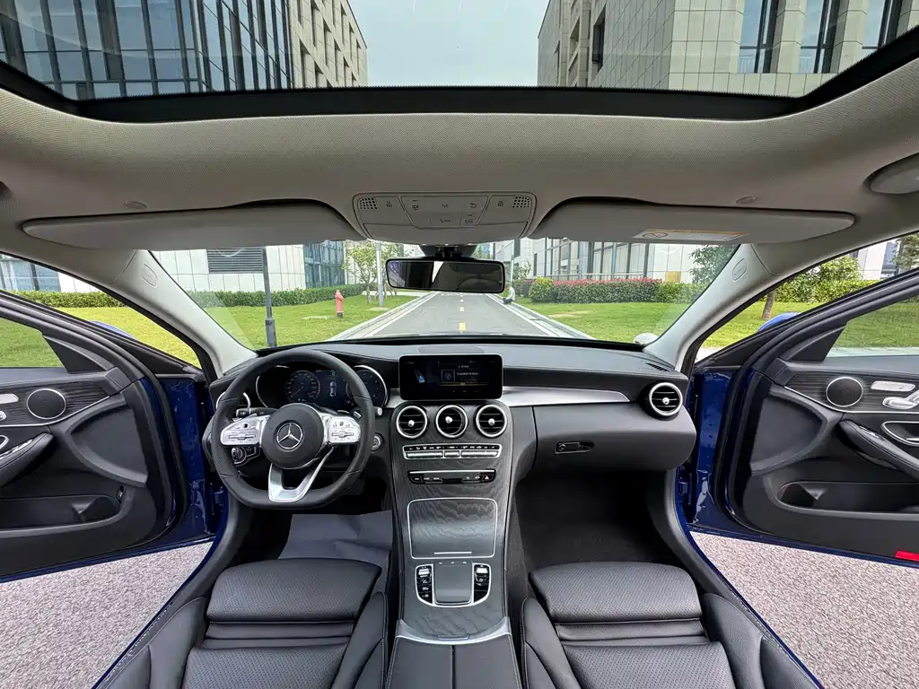Mercedes-Benz C-Class — миниатюра 5