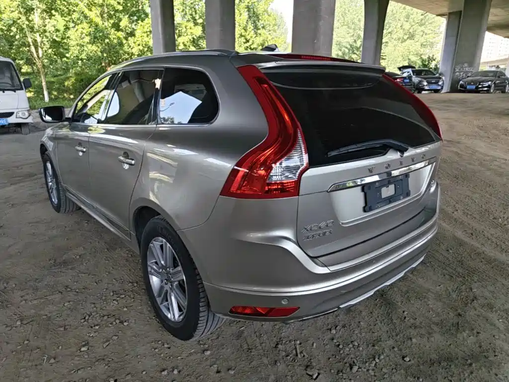 Volvo XC60 — миниатюра 5