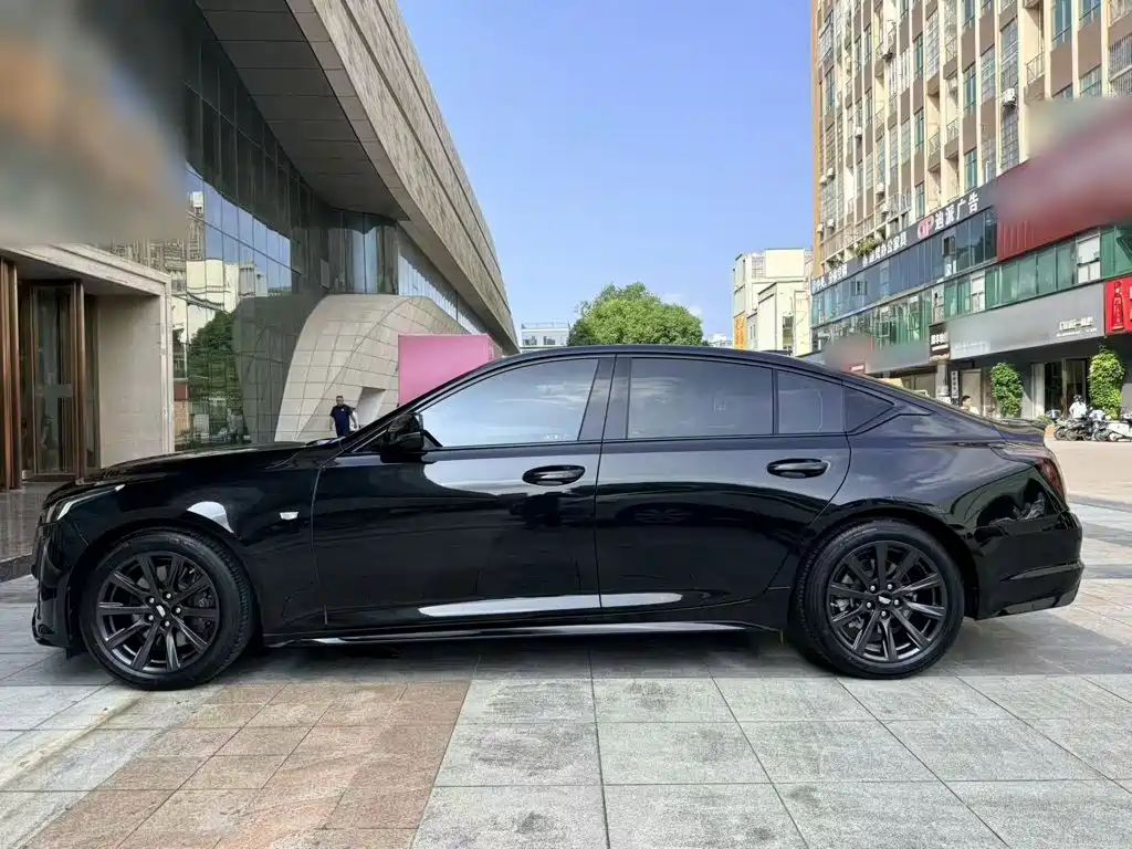 Cadillac CT5 — миниатюра 13