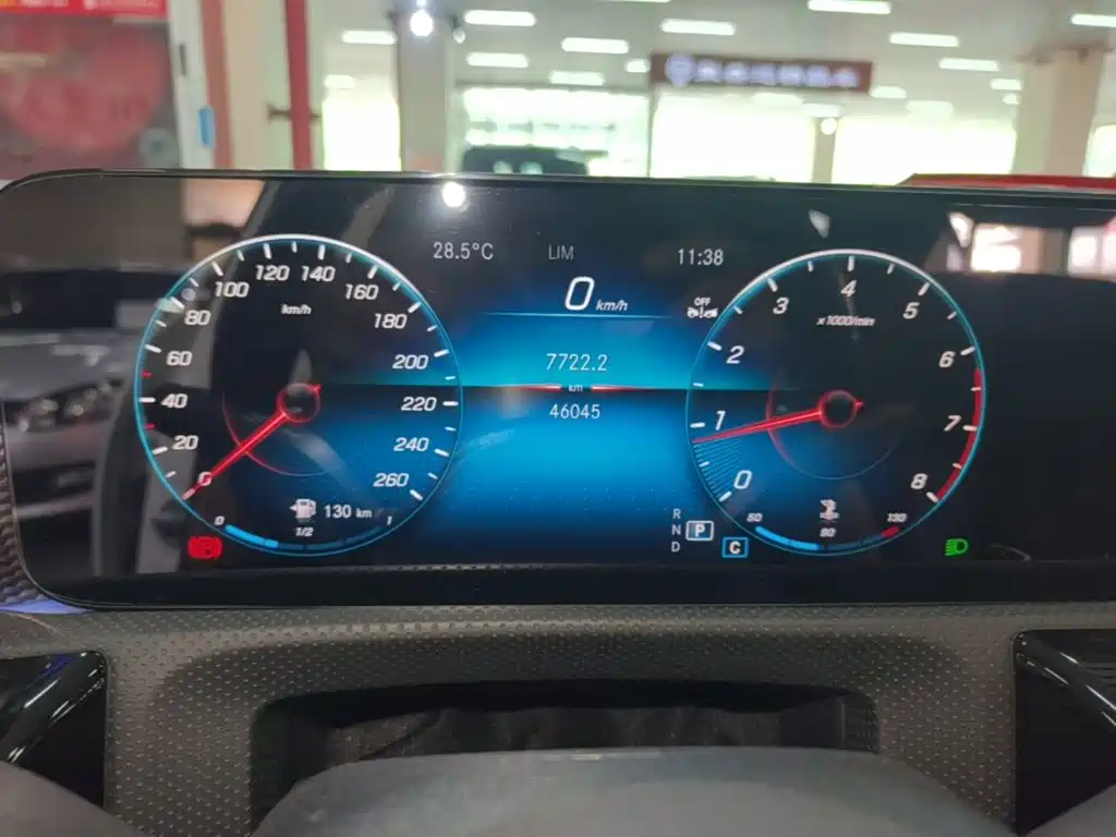 Mercedes-Benz A-Class — миниатюра 12