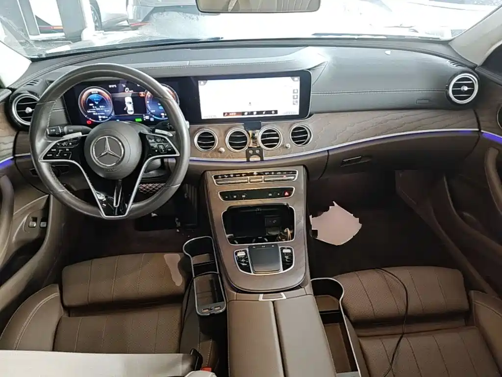 Mercedes-Benz E-Class E 2022 E 350 e L