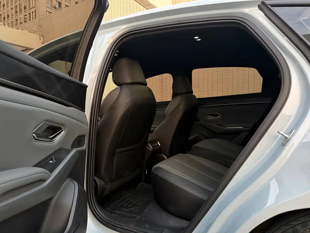 BYD Qin L — миниатюра 6