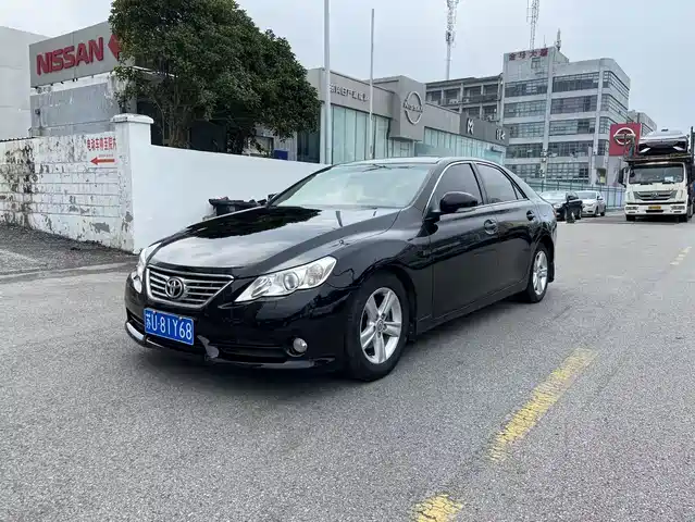 Toyota Reiz