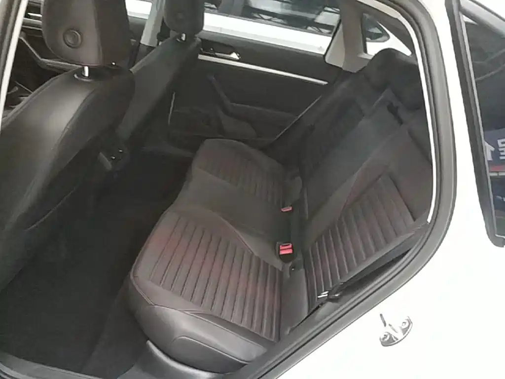 Volkswagen Lavida — миниатюра 17