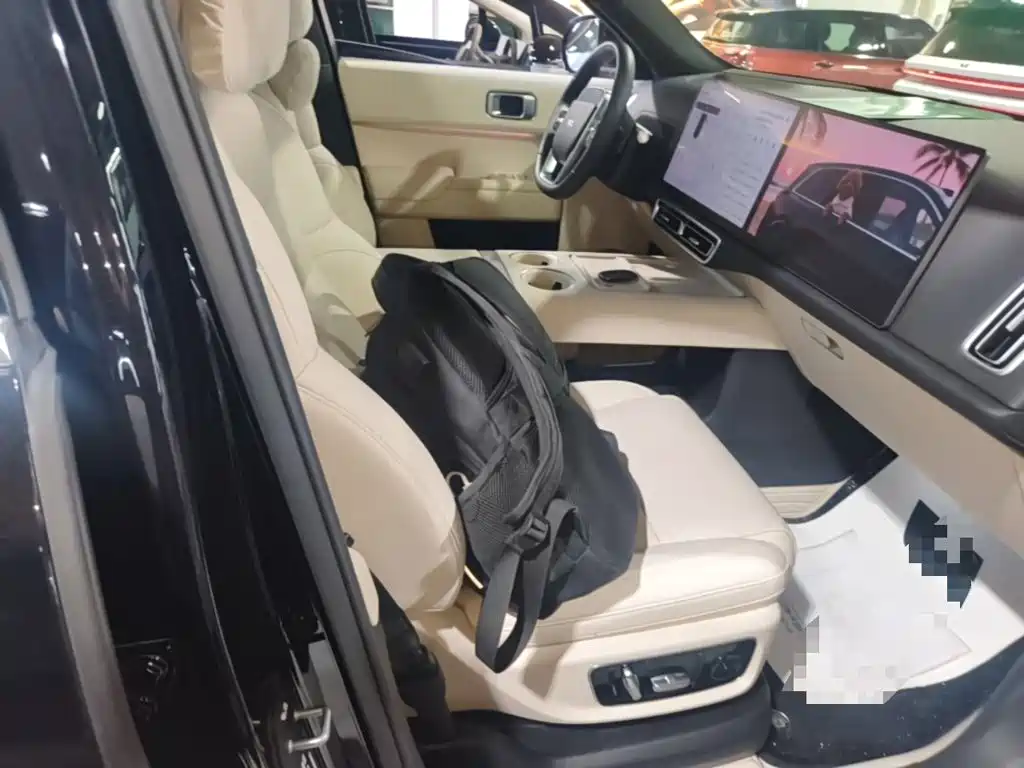 Li Auto Li L8 — миниатюра 25