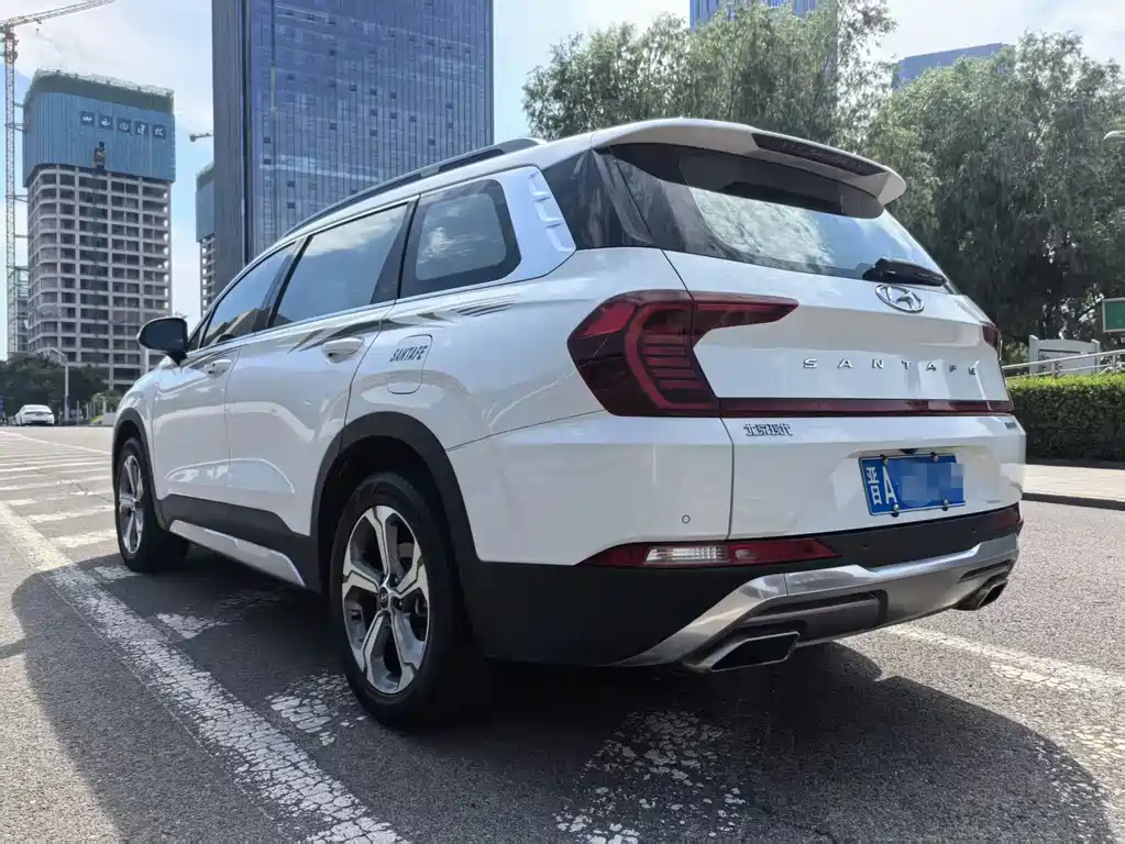 Hyundai Santa Fe — миниатюра 5