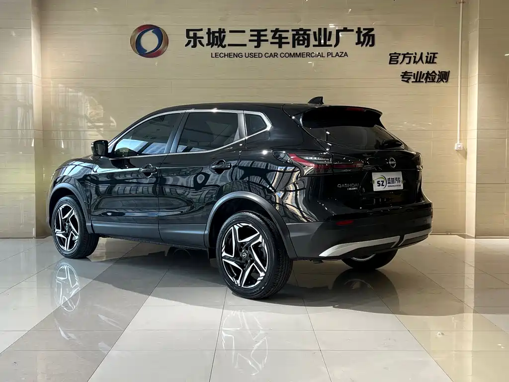 Nissan Qashqai — миниатюра 16
