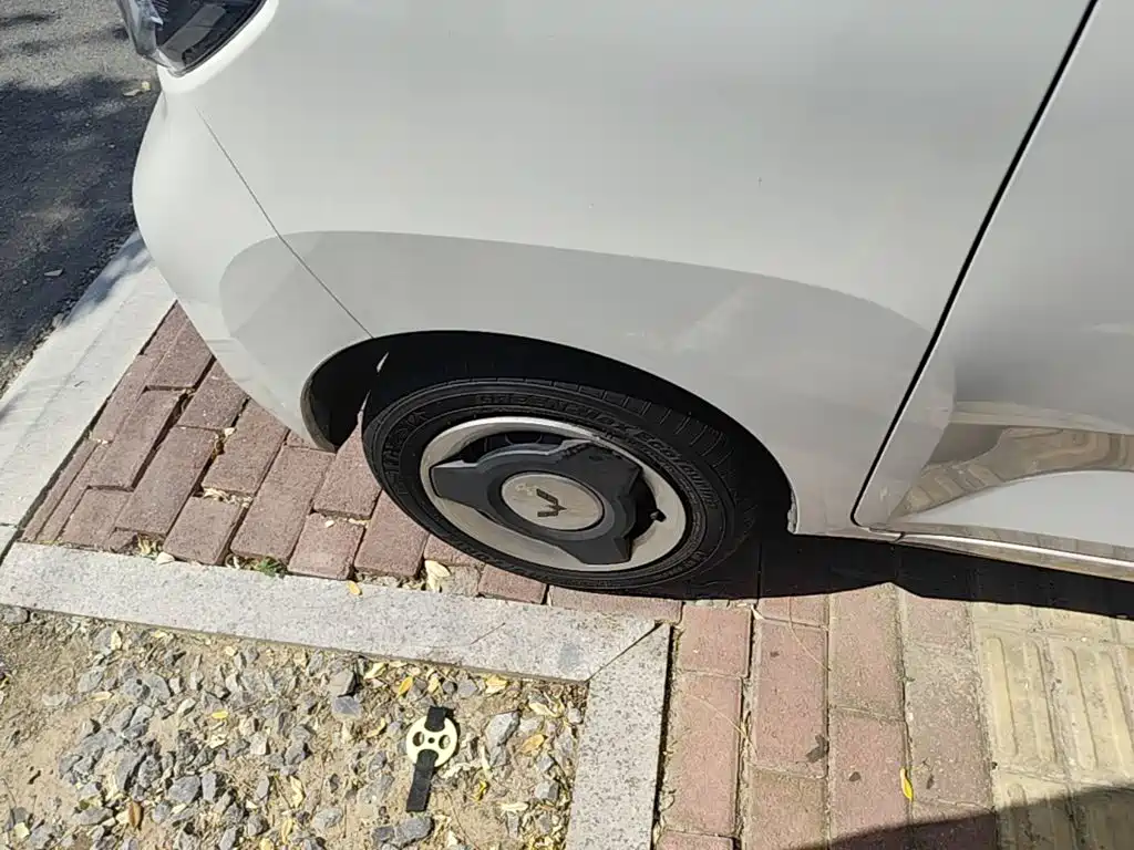 Wuling MINIEV — миниатюра 23