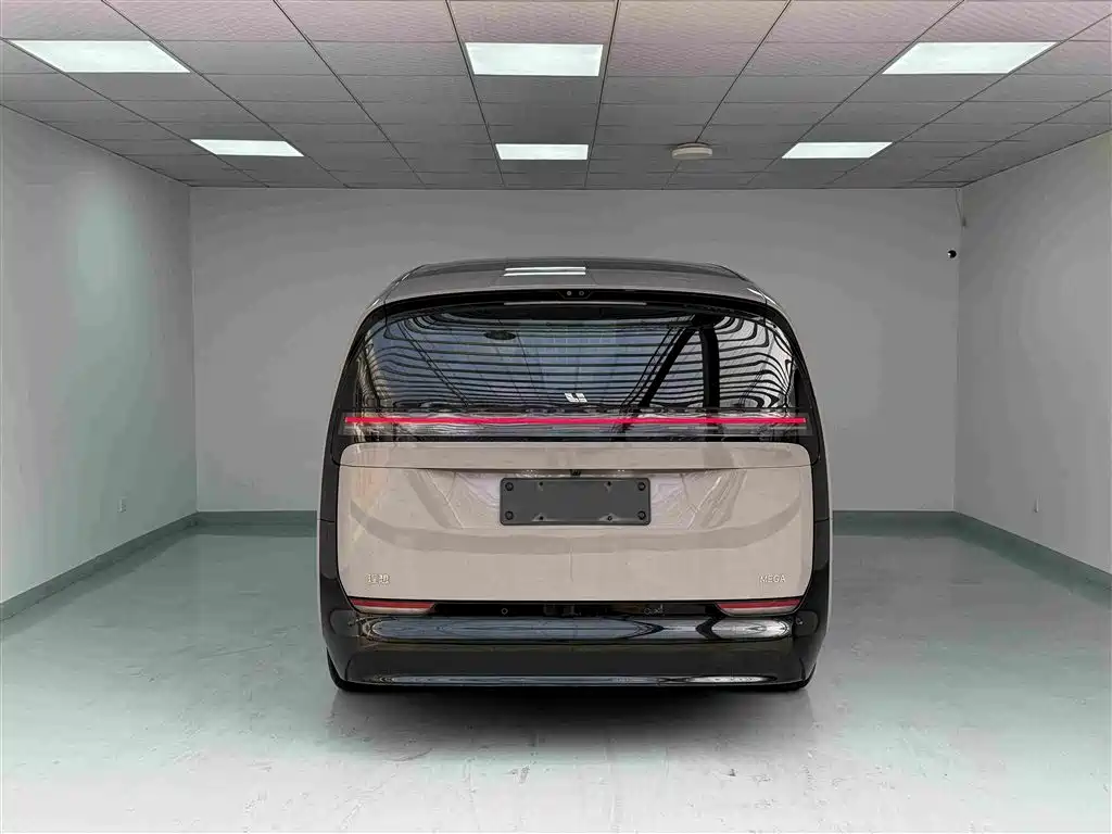 Li Auto Li MEGA — миниатюра 21