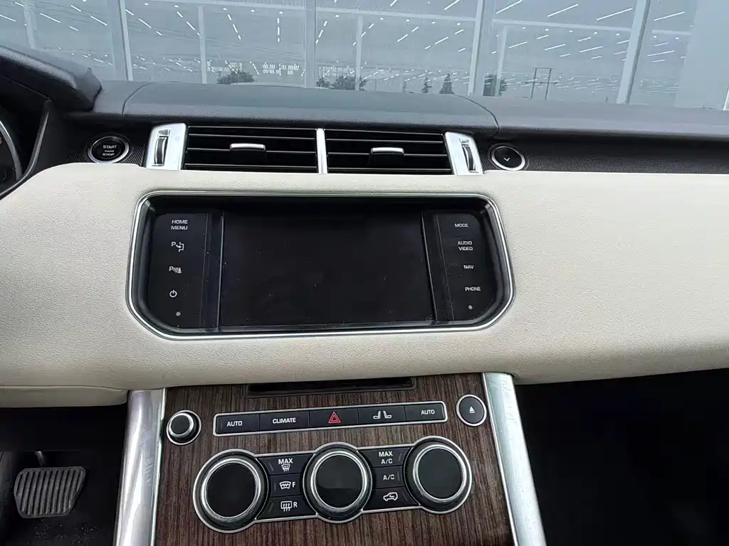 Land Rover Range Rover Sport 2014 3.0 SC V6 HSE