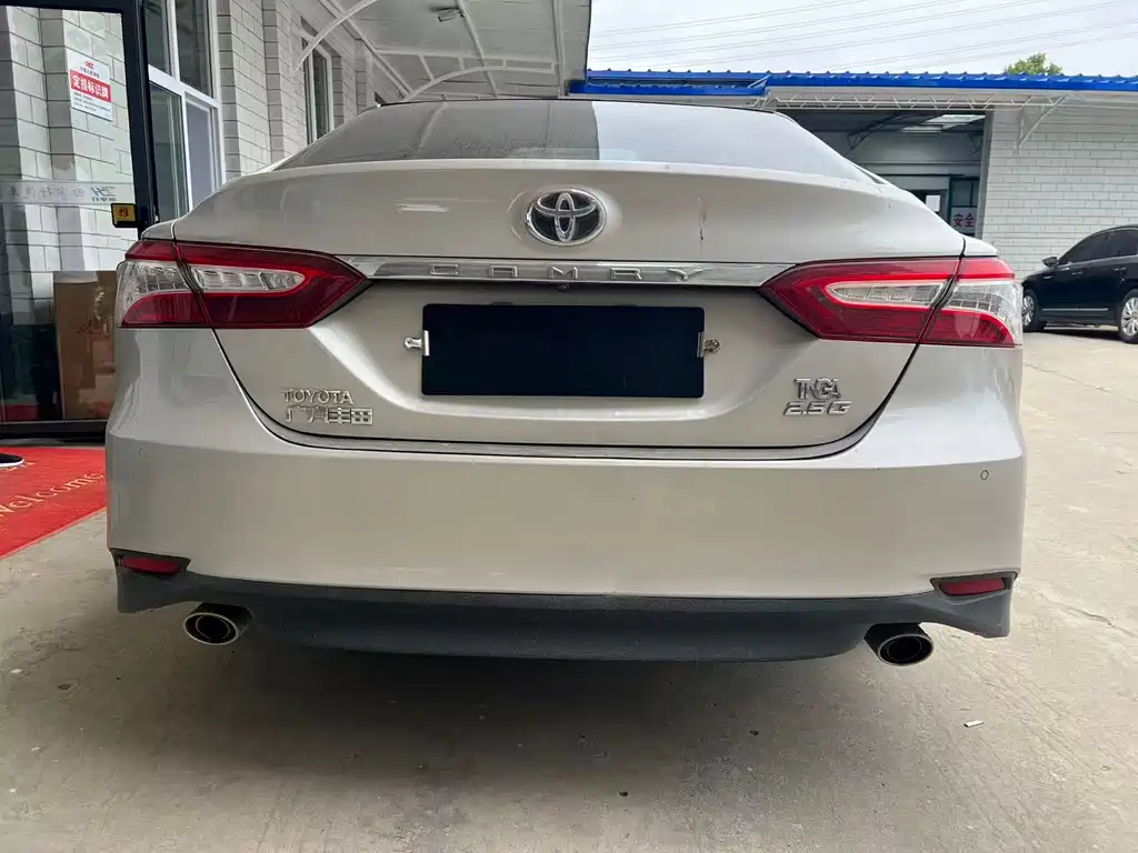 Toyota Camry 2018 2.5G Luxury