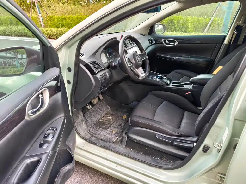 Nissan Sylphy EV — миниатюра 5