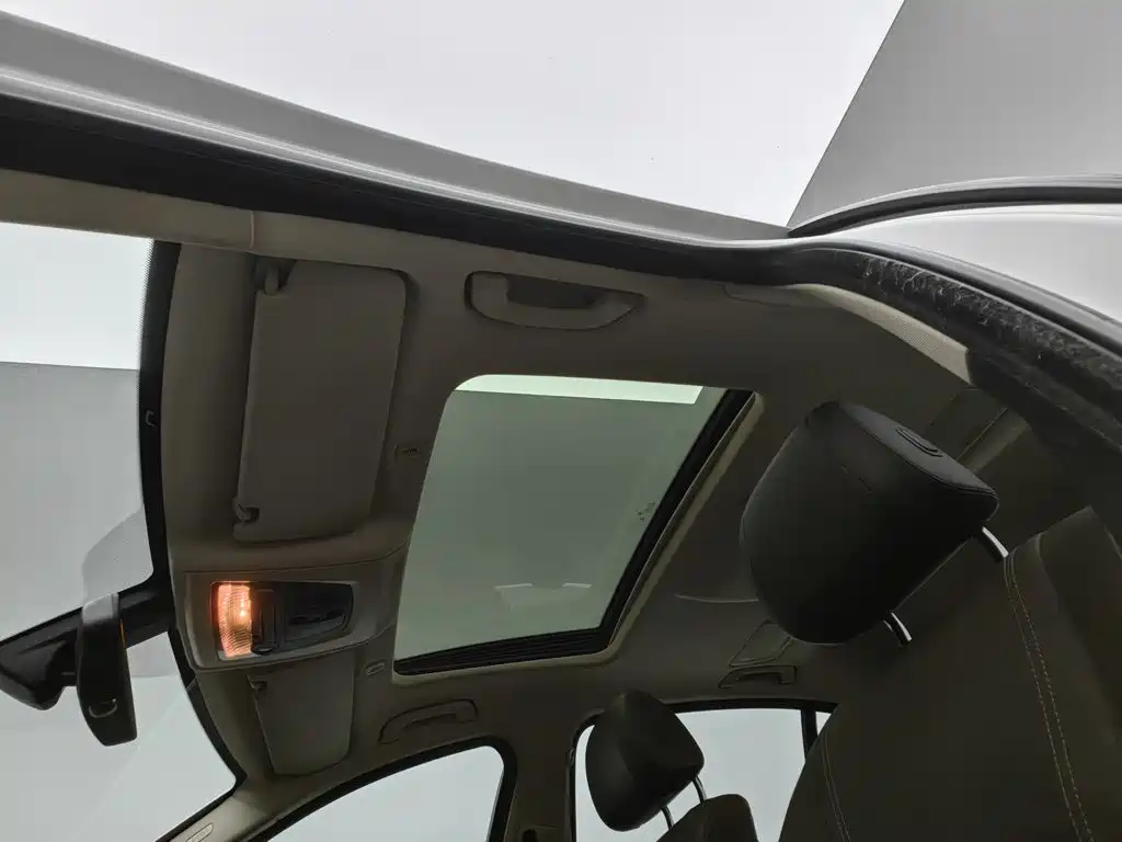 BMW 5 Series — миниатюра 14