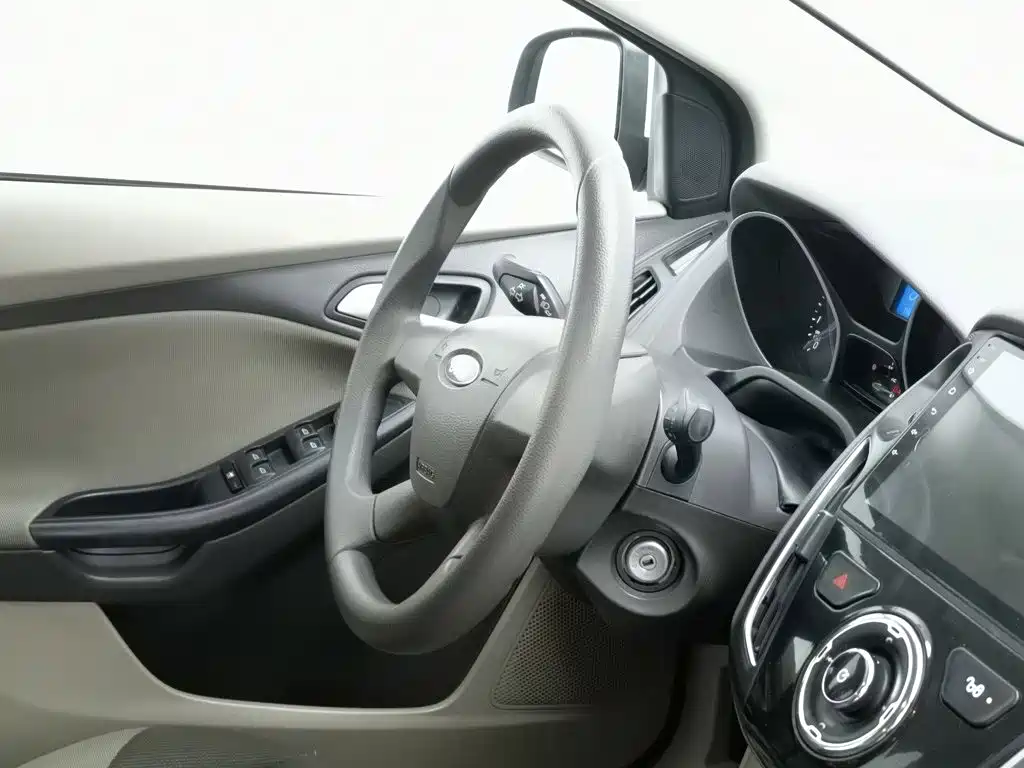 Ford Focus — миниатюра 22
