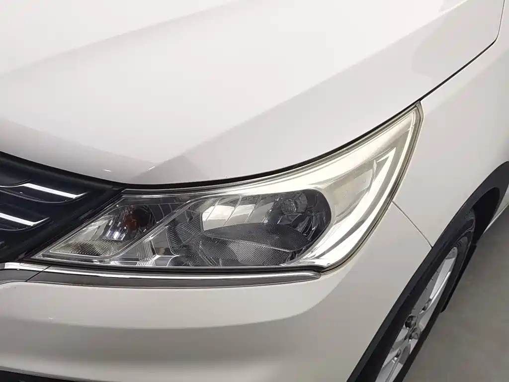 Baojun 310 — миниатюра 7