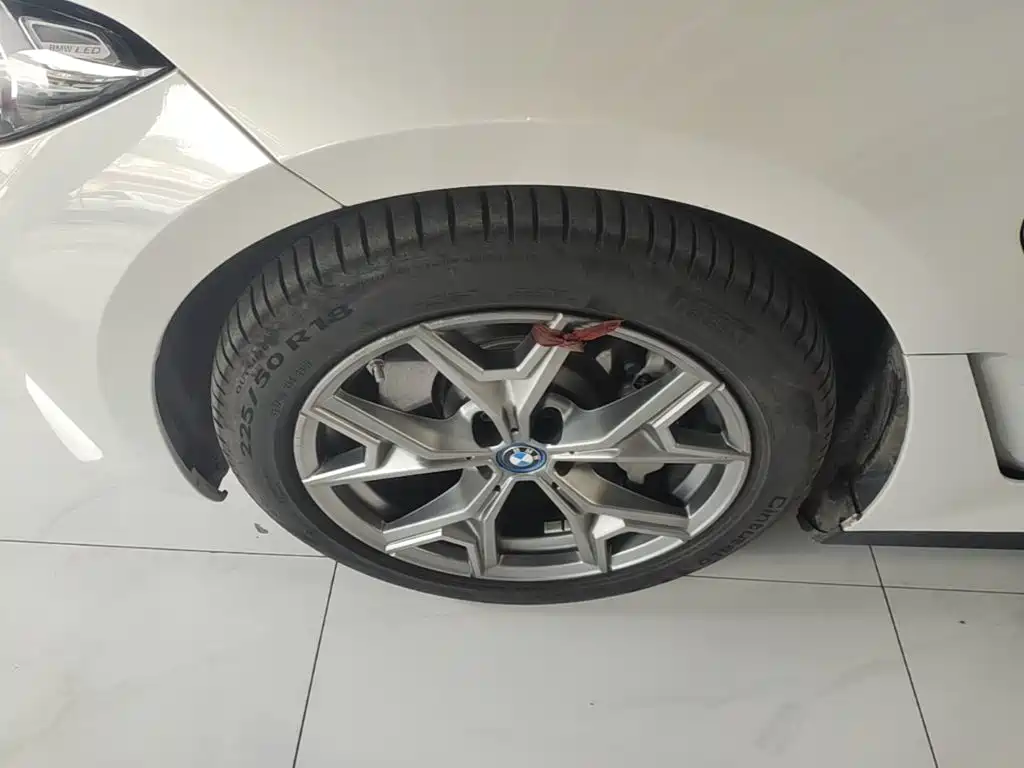 BMW i3 — миниатюра 23