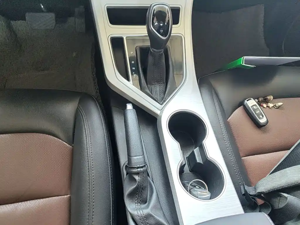 Geely Vision — миниатюра 14