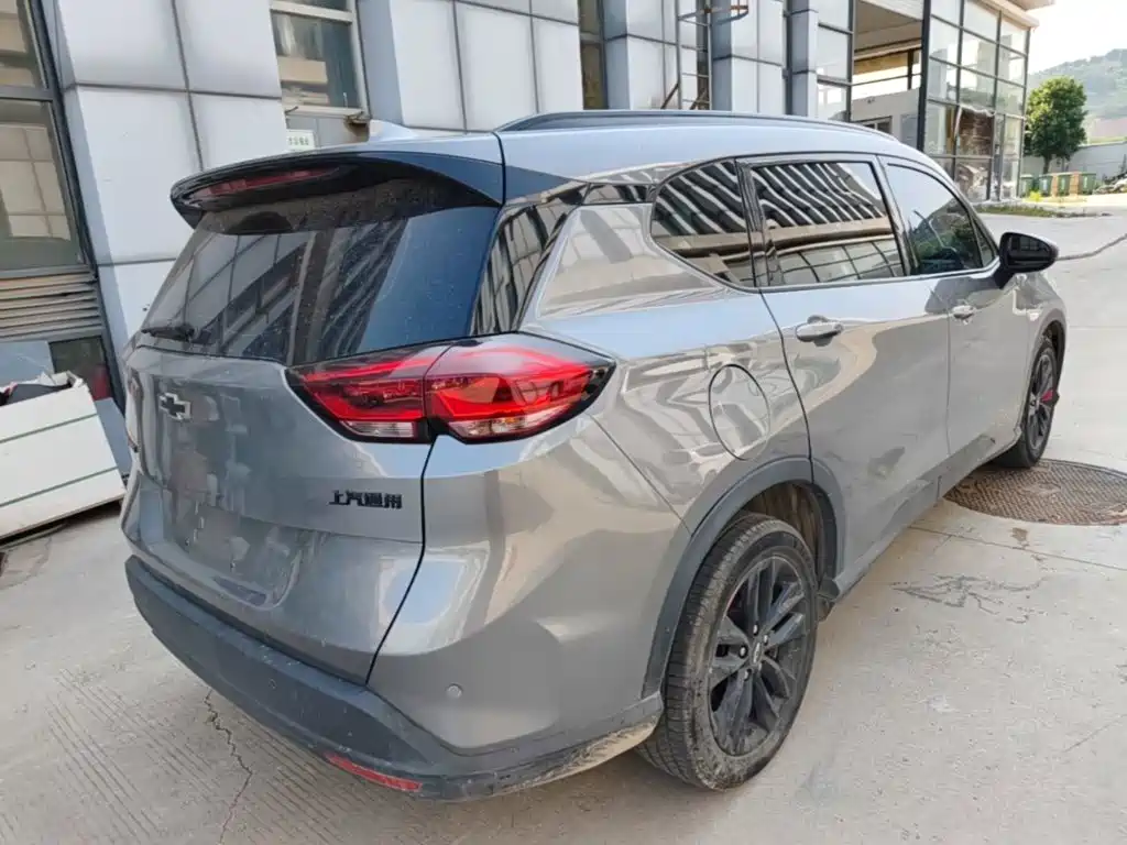 Chevrolet Volando — миниатюра 7