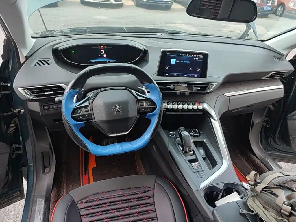 Peugeot 5008 — миниатюра 10