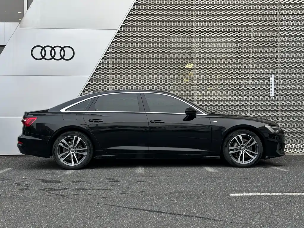 Audi A6L 2019 40 TFSI Luxury
