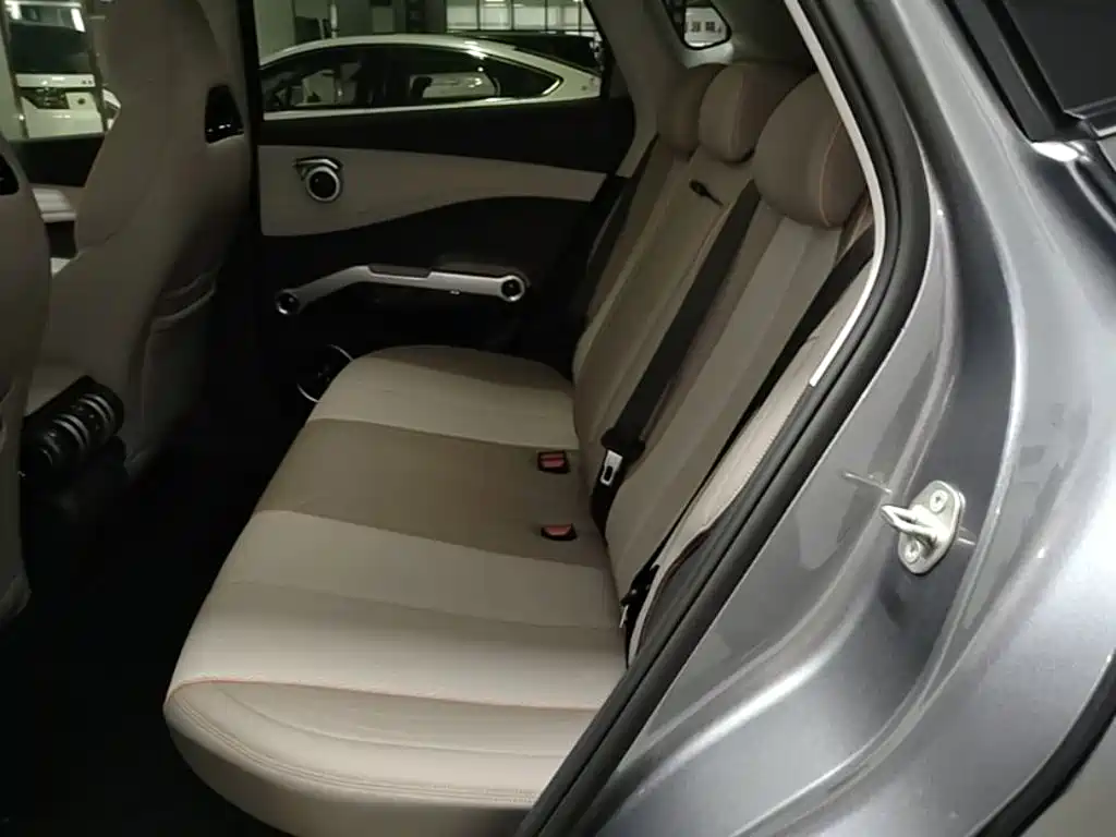 BYD Yuan Plus — миниатюра 17