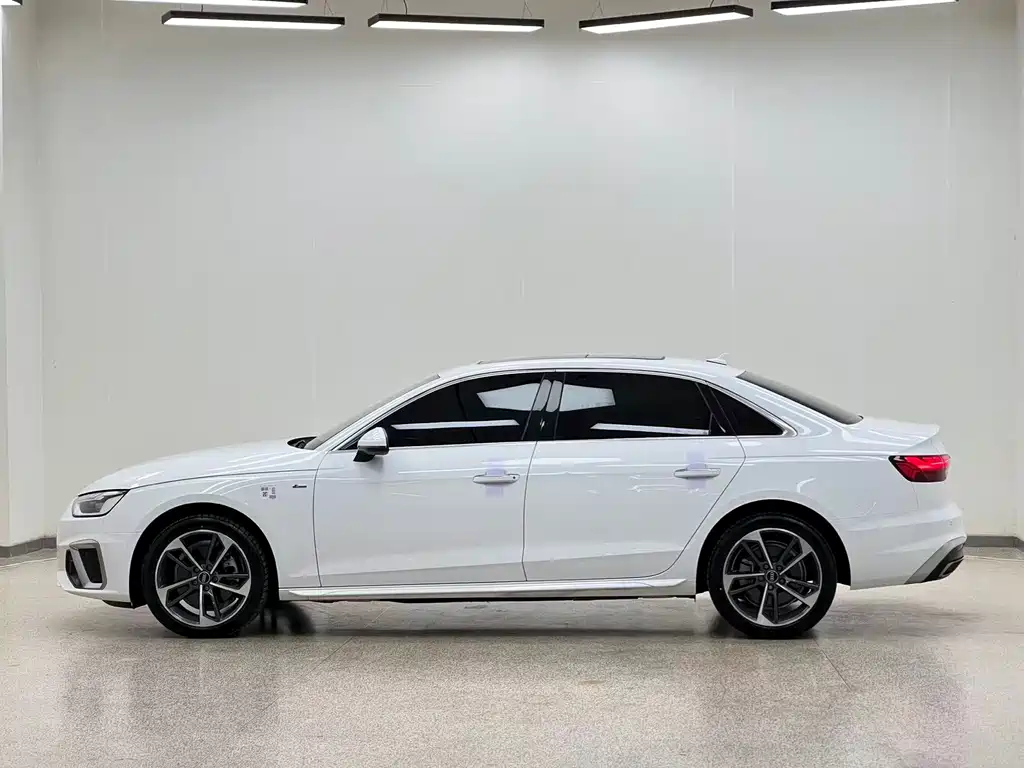 Audi A4L — миниатюра 12