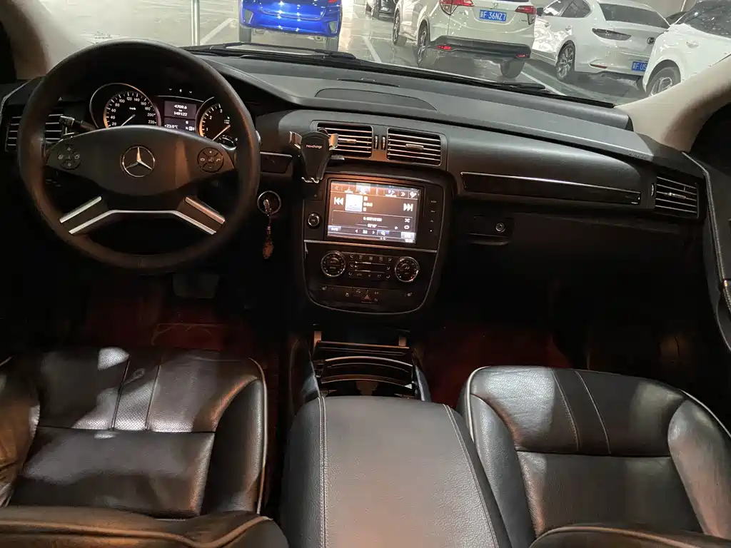 Mercedes-Benz R-Class — миниатюра 6