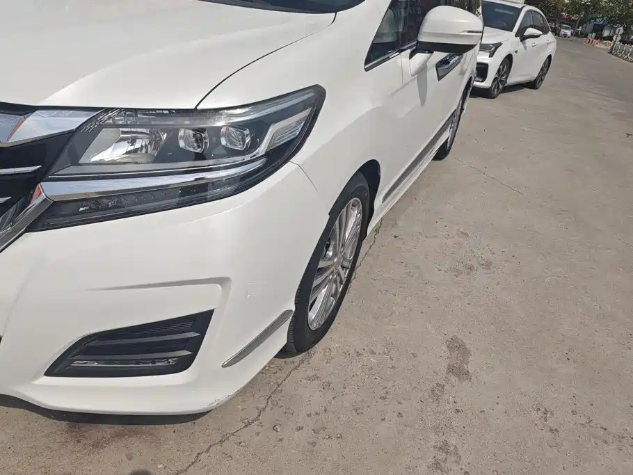 Honda Elysion — миниатюра 5