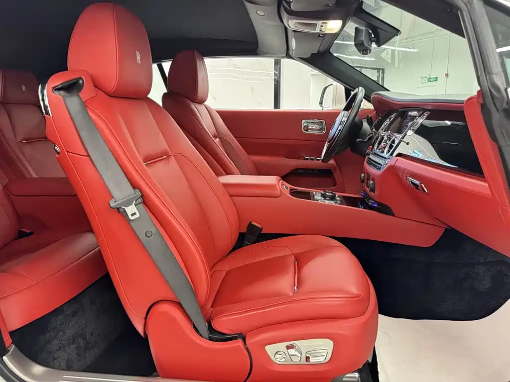 Rolls-Royce Dawn — миниатюра 6